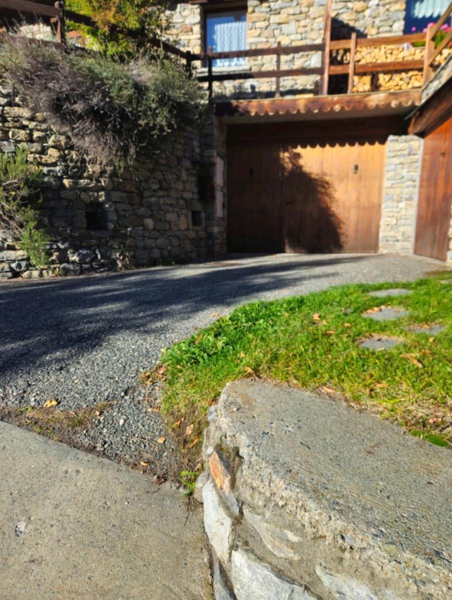 Relax Mountain Apartment La Salle Exterior photo